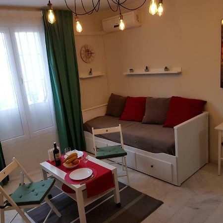 **** Genuar Apartments Malaga Center Bagian luar foto