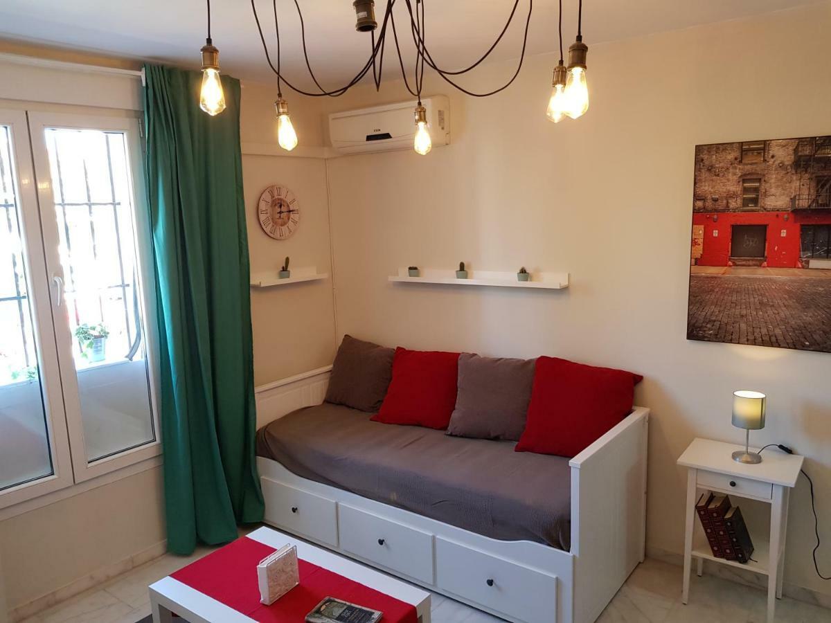 **** Genuar Apartments Malaga Center Bagian luar foto