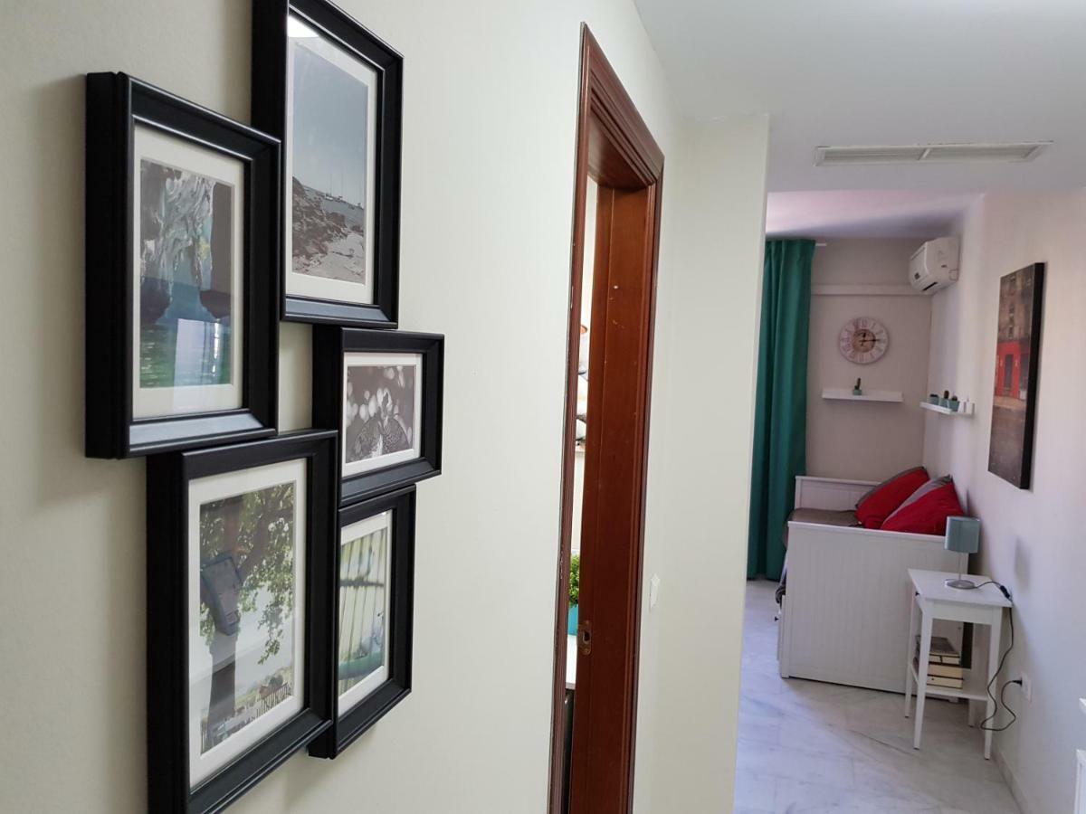 **** Genuar Apartments Malaga Center Bagian luar foto