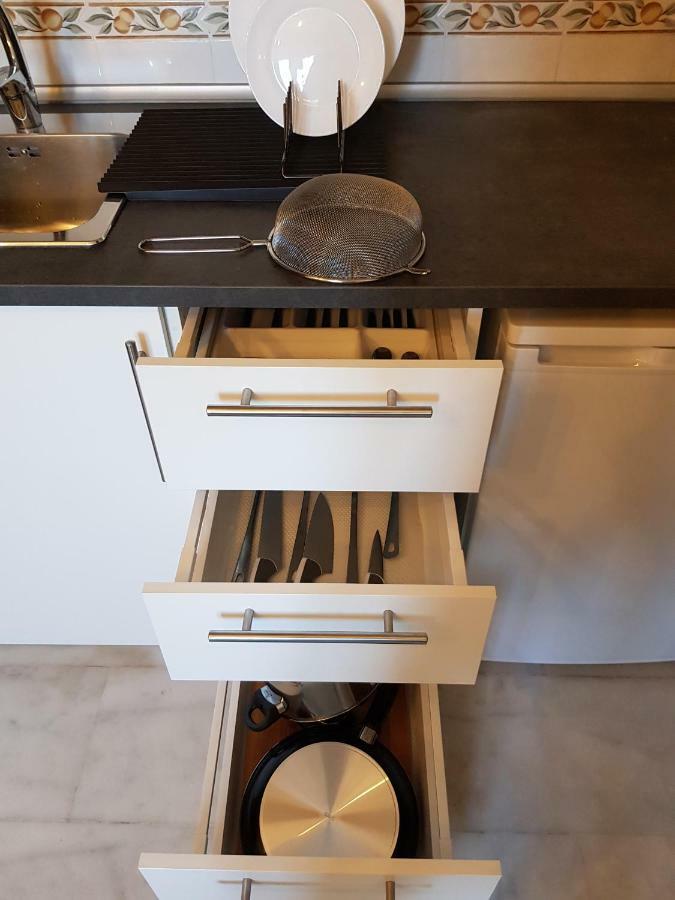 **** Genuar Apartments Malaga Center Bagian luar foto