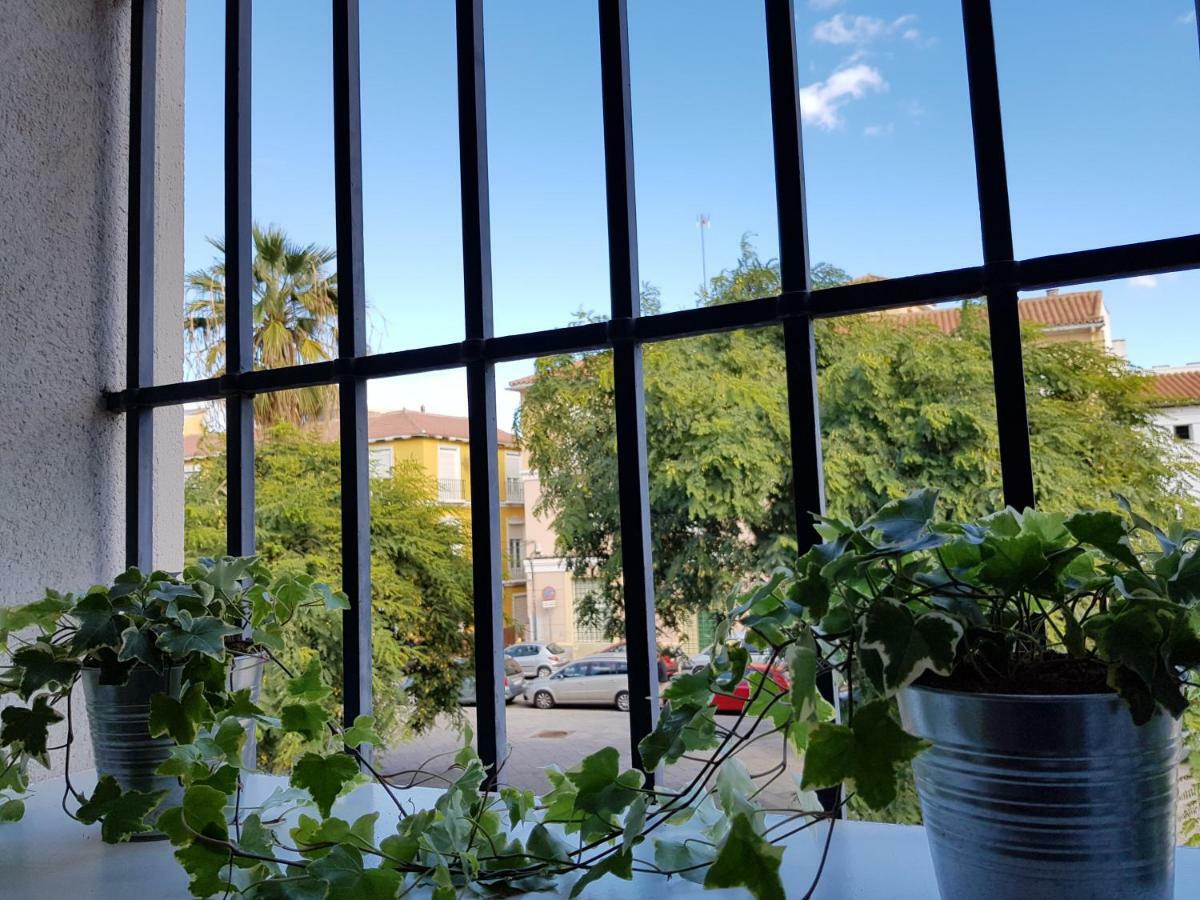 **** Genuar Apartments Malaga Center Bagian luar foto